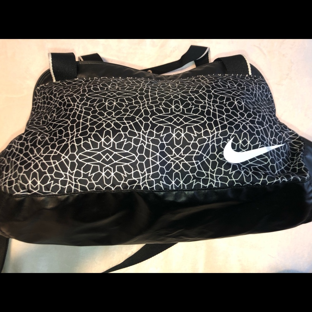 Nike duffle bag | gym bag | Sports bag